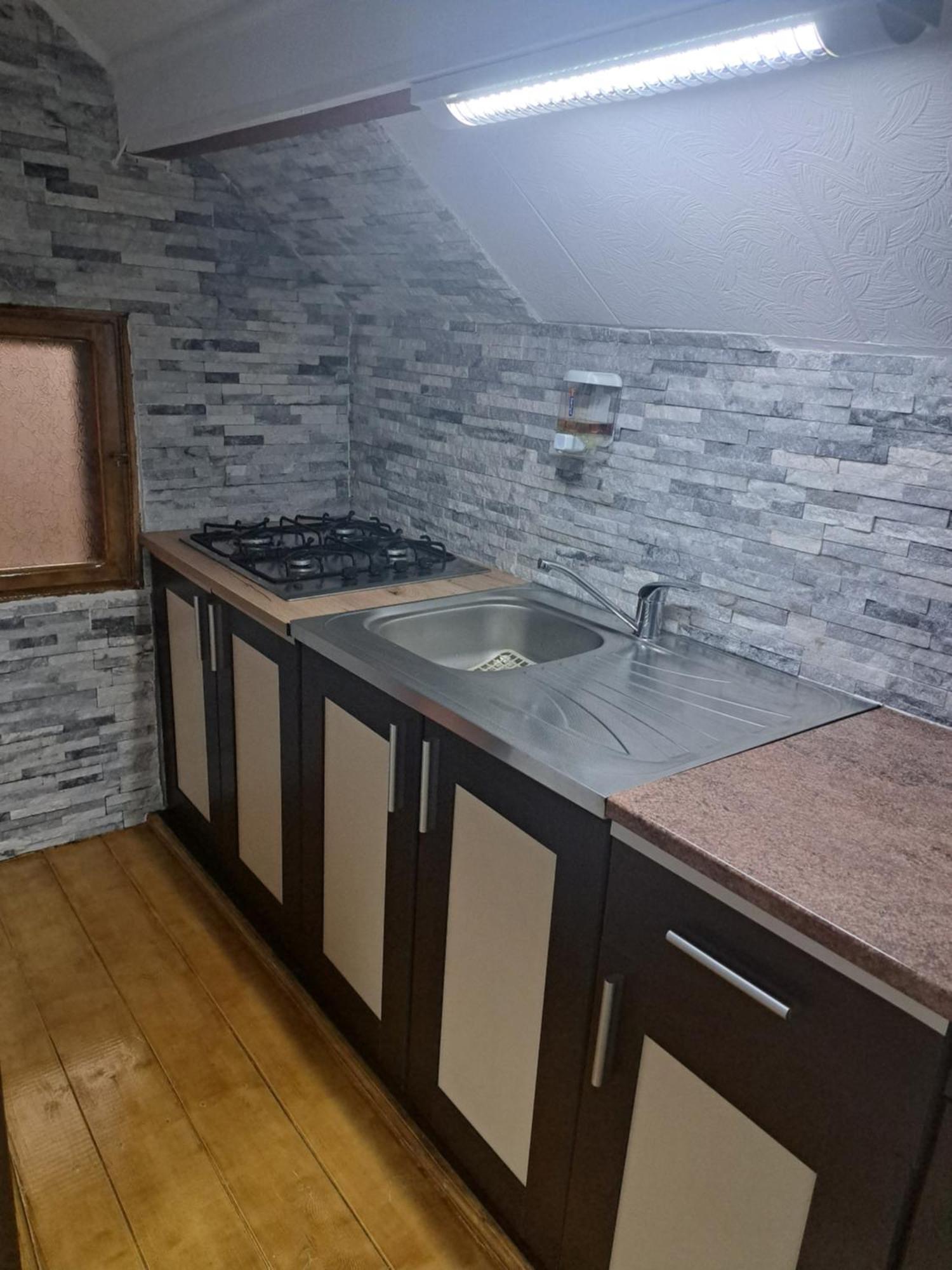 Shelby Accommodation -Adult Only- Sinaia Bagian luar foto